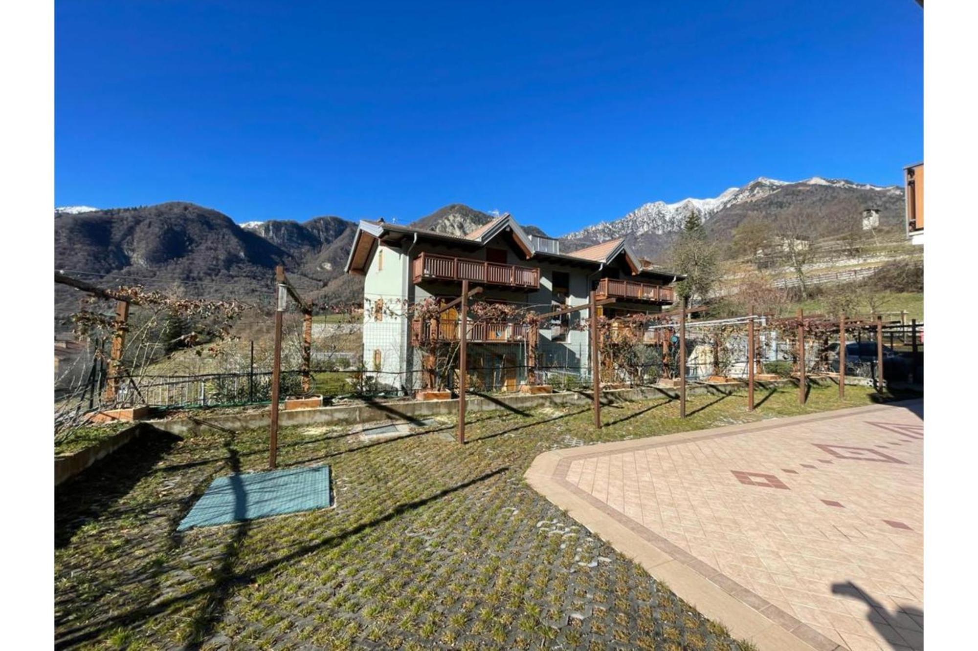 Il Giardino In Montagna Family Friendly- Happy Rentals Tenno Exterior photo